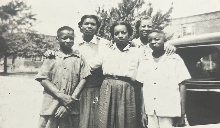Green family group photograph